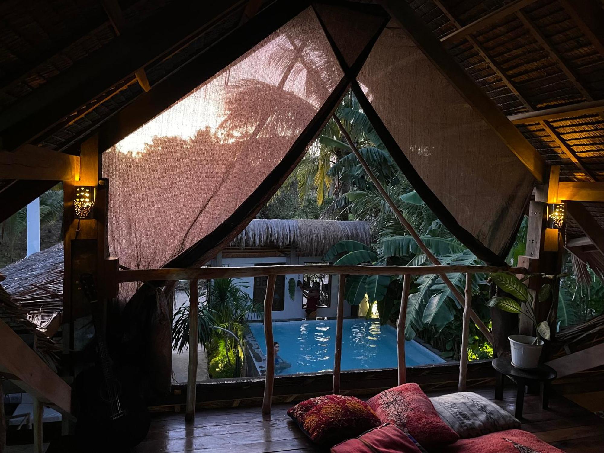 Отель La Boheme Boutique Glamping Генерал-Луна Экстерьер фото